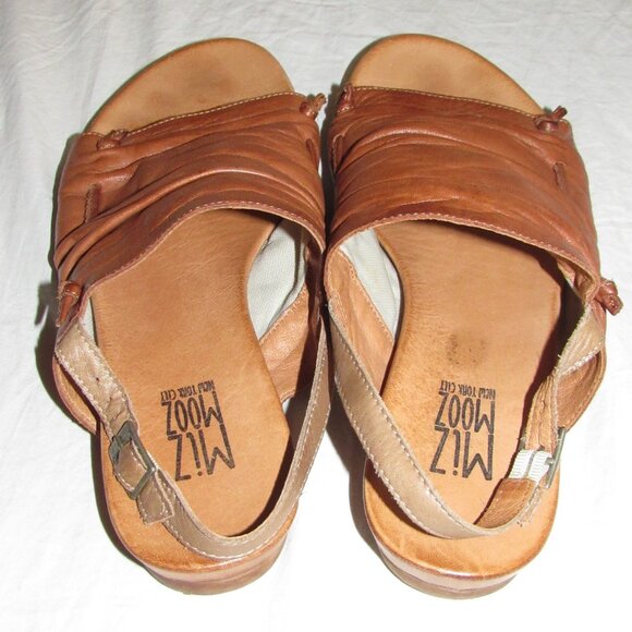 Miz Mooz Agnes Tan Leather Slingback Open Toe Sandals Women's sz 9.5 Vacation - Picture 3 of 6